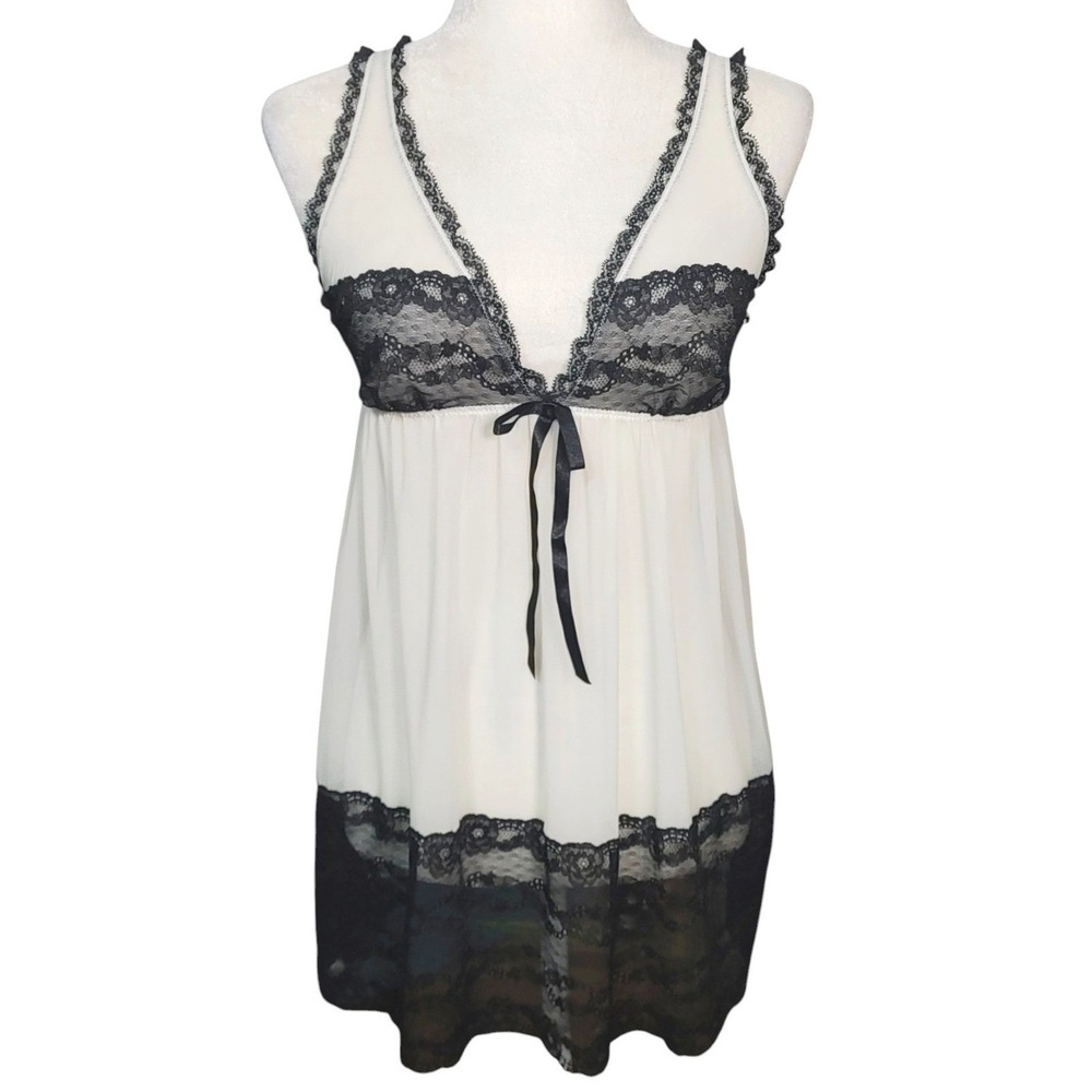 Victoria's Secret Babydoll Chemise Ivory Black Lace Sleepwear Nightie Lingerie L